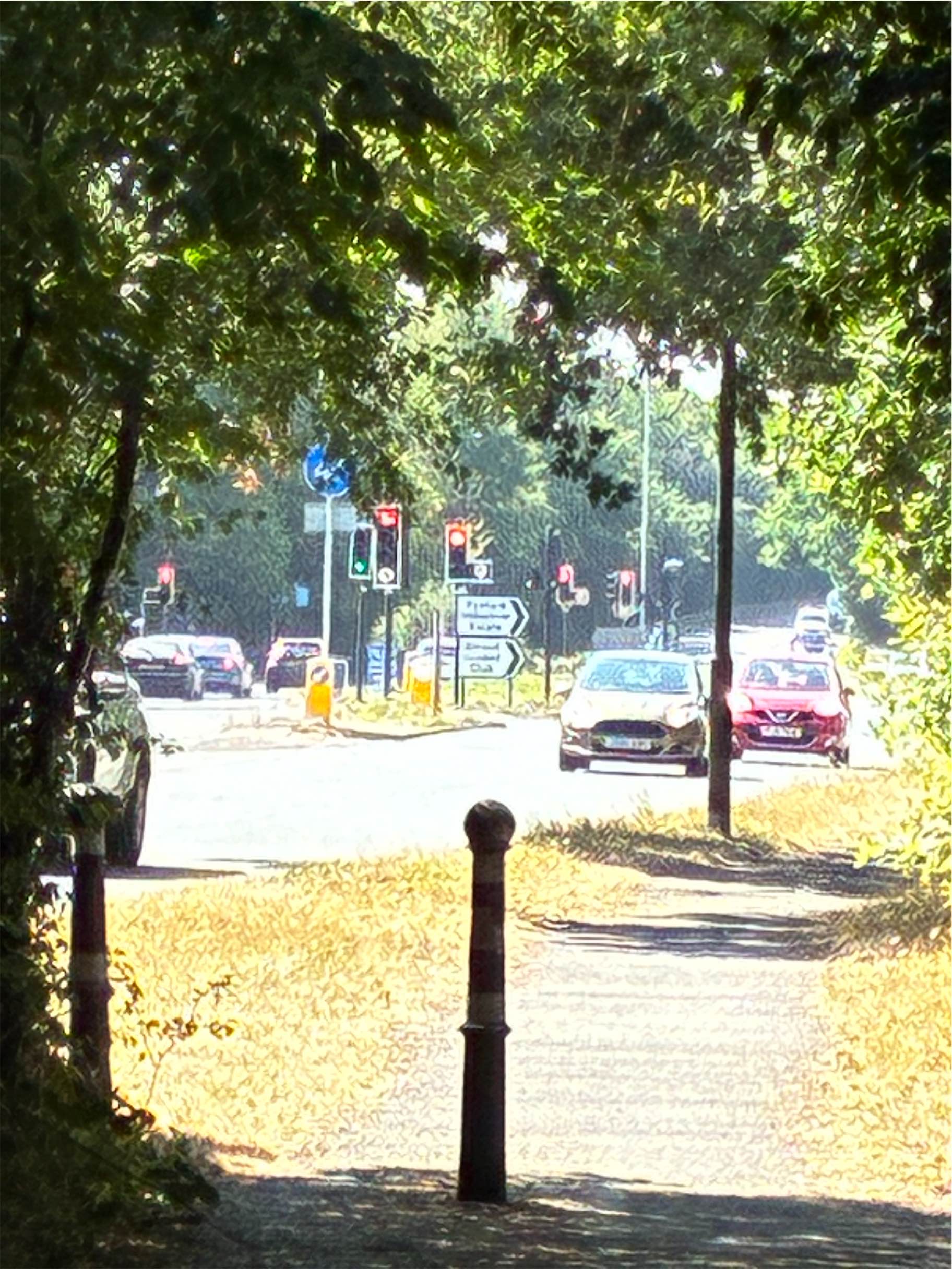  ... and for a short section it runs alongside the A419 for a while 
